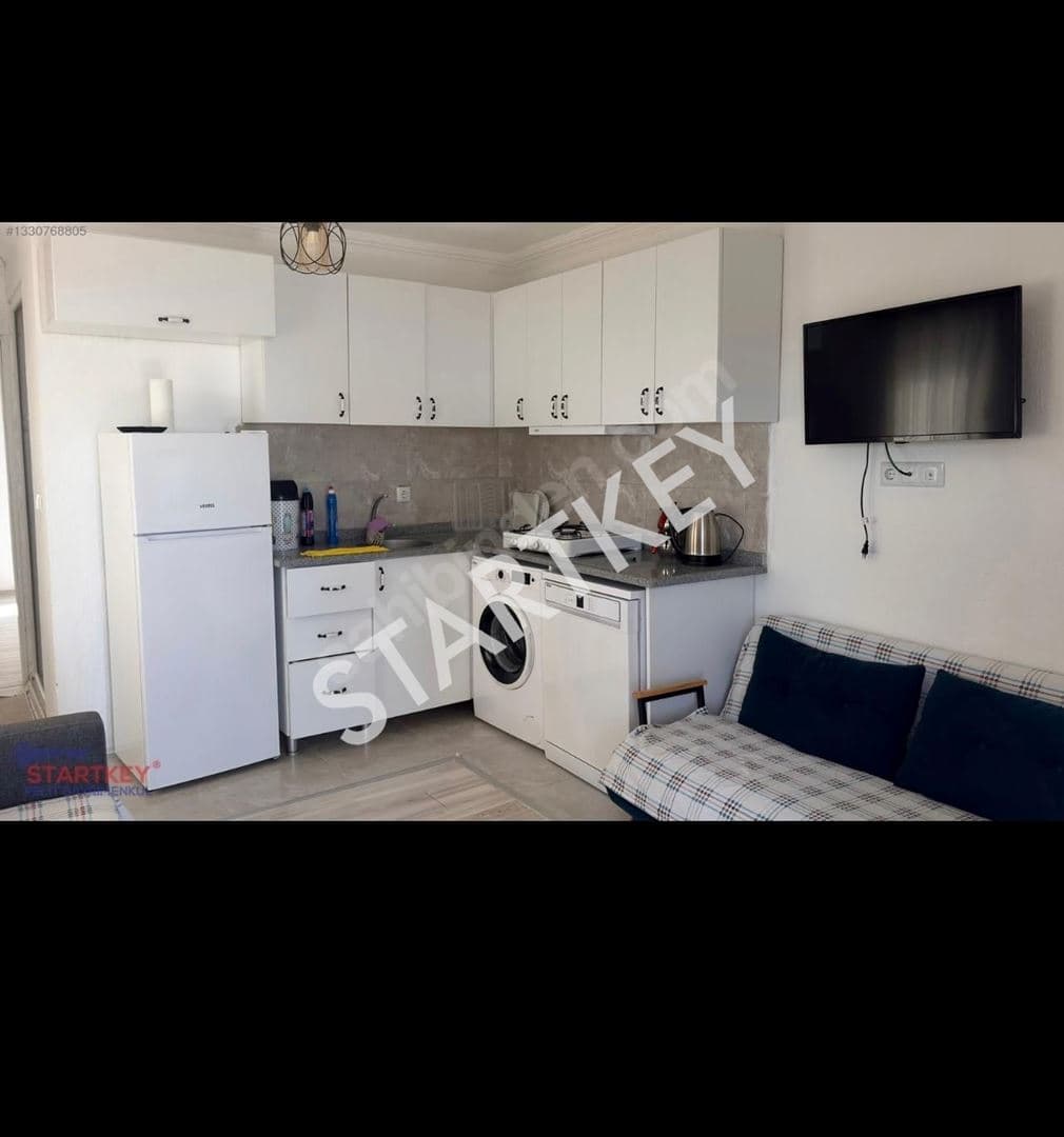 Mesudiye'de Deniz Manzaralı 1+1 Kiralık Daire — kare 3