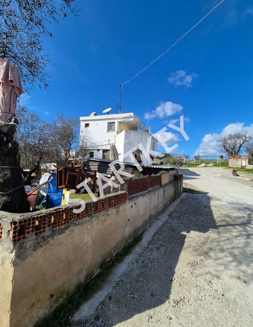 Datça Reşadiye'de Satılık 2 Katlı 2 Daireden Oluşan Deniz Manzaralı Köy Evi — kare 2