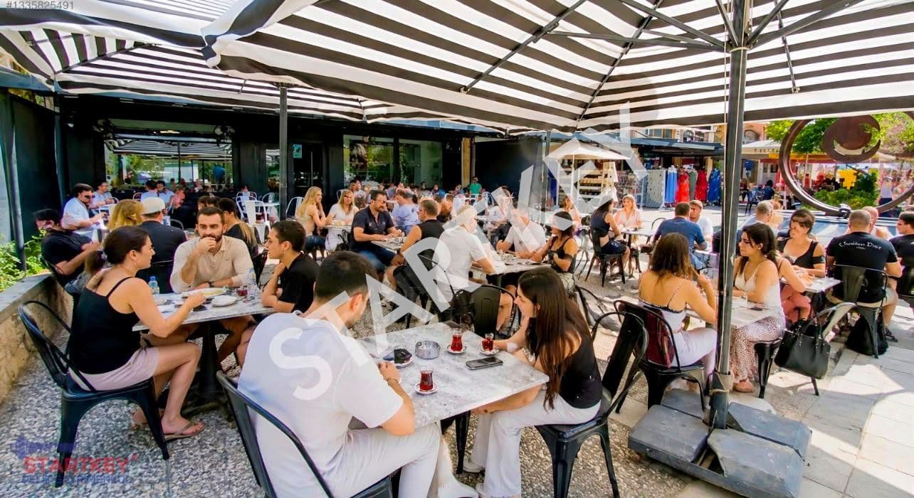 Datça Merkezde, Deniz Kenarında Satılık Dükkan